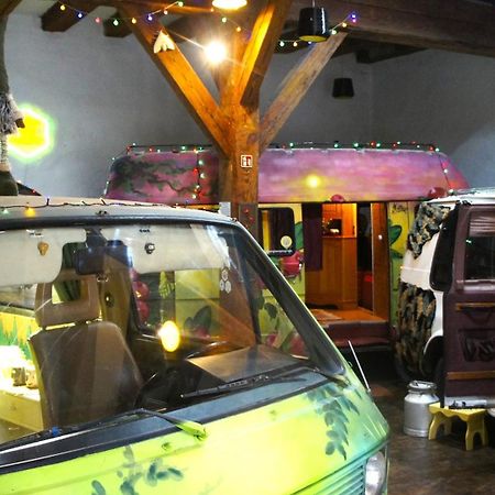 Urban Van Glamping Riga Extérieur photo