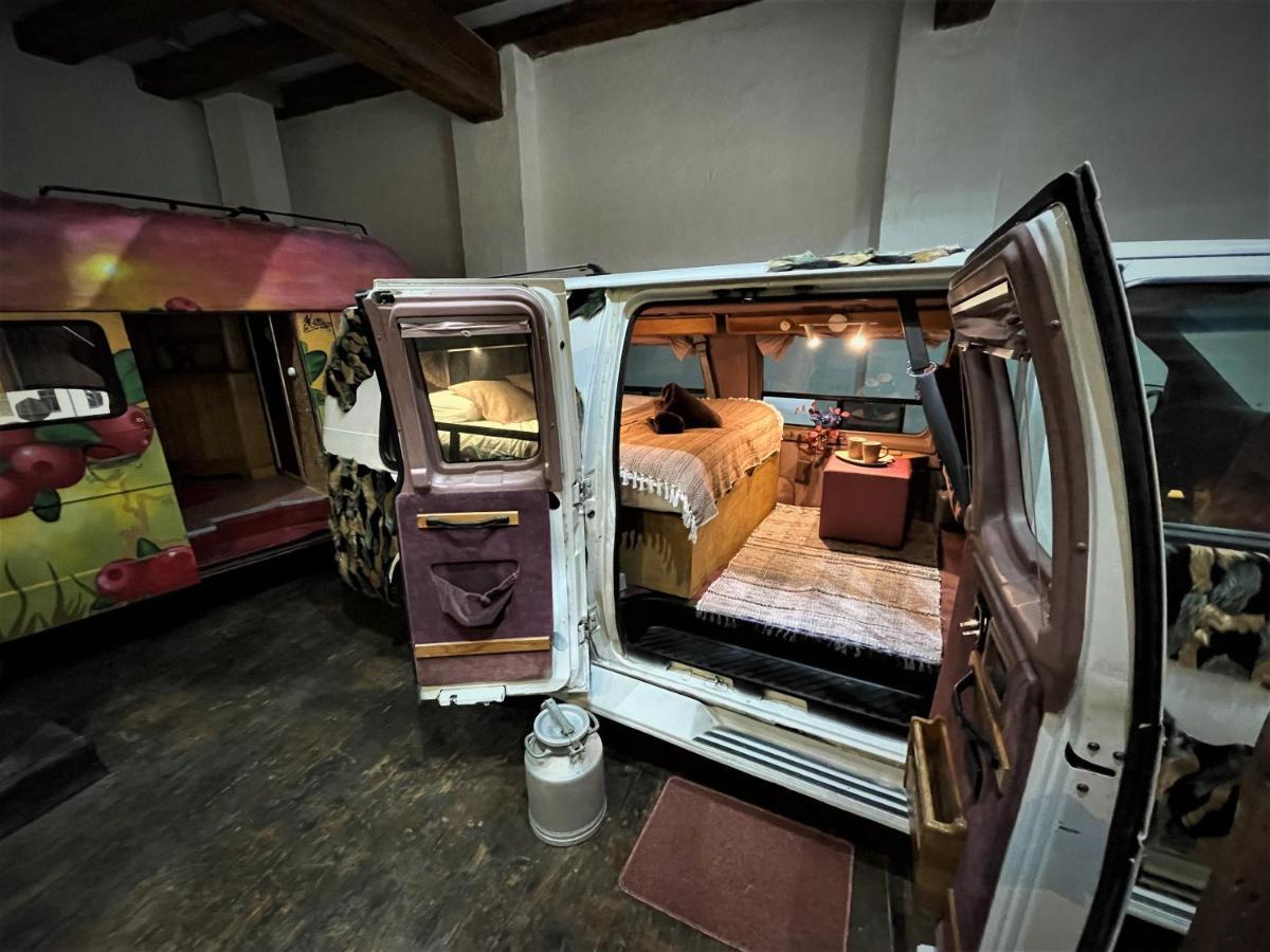 Urban Van Glamping Riga Extérieur photo