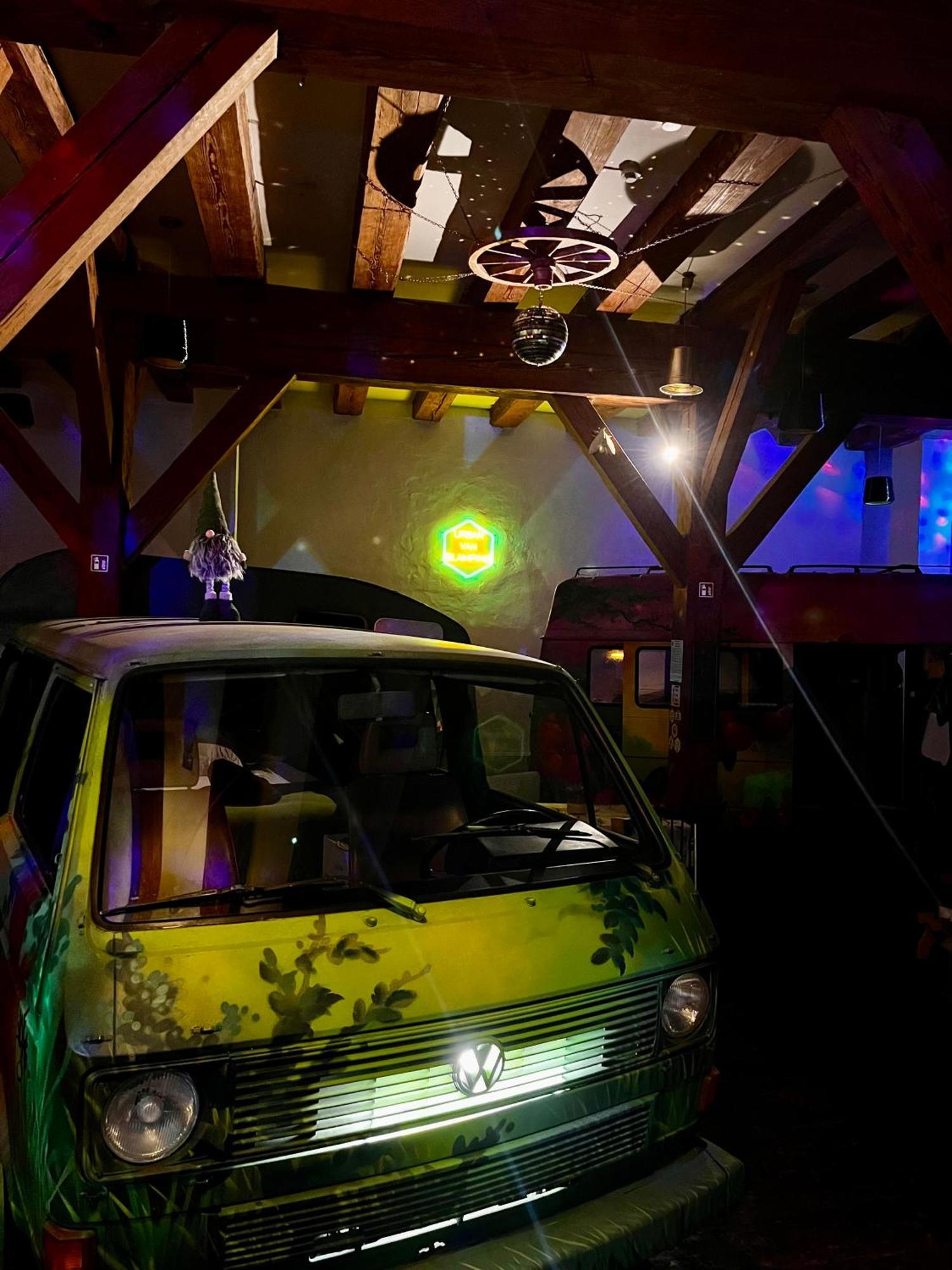 Urban Van Glamping Riga Extérieur photo
