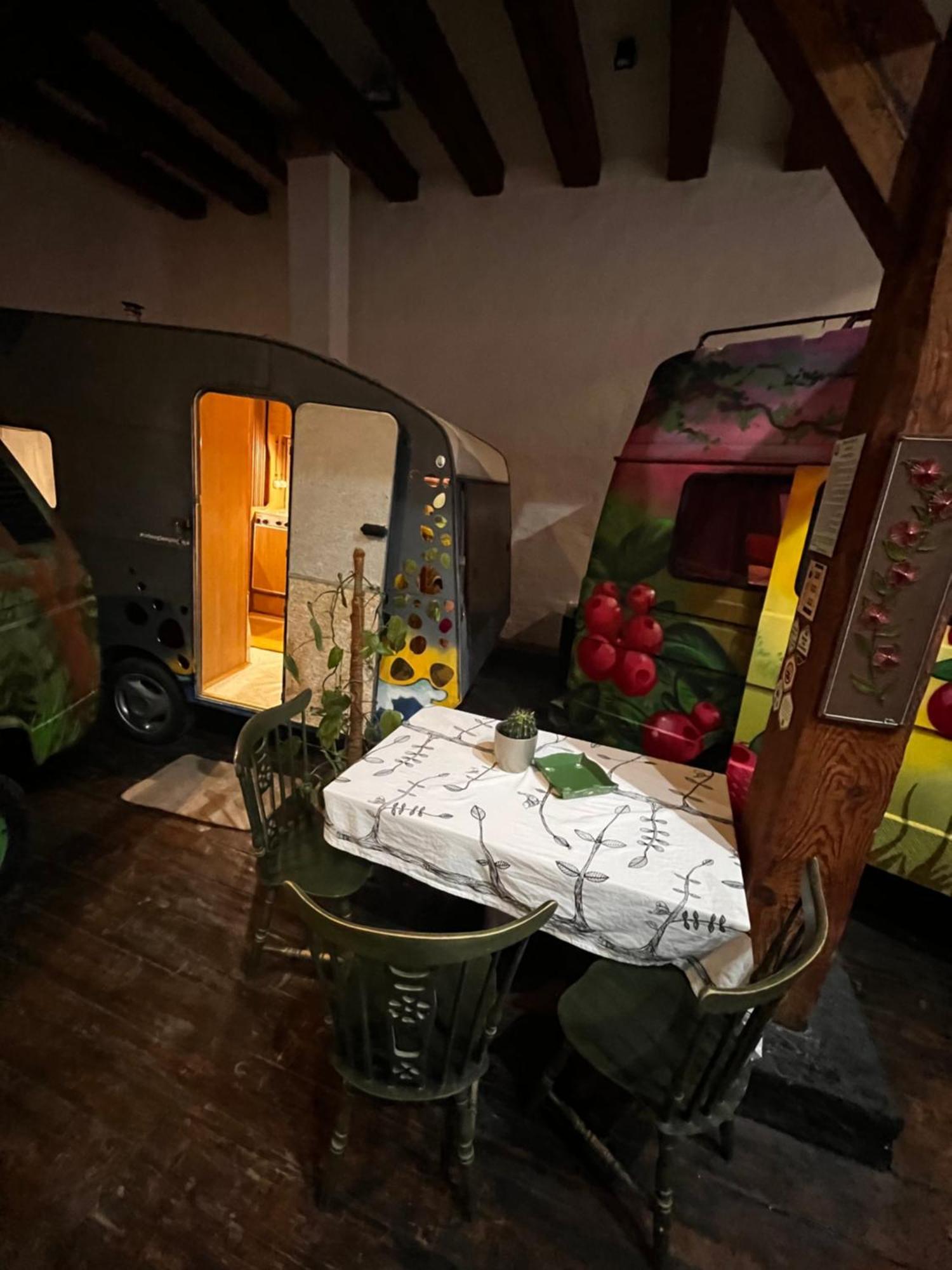 Urban Van Glamping Riga Extérieur photo