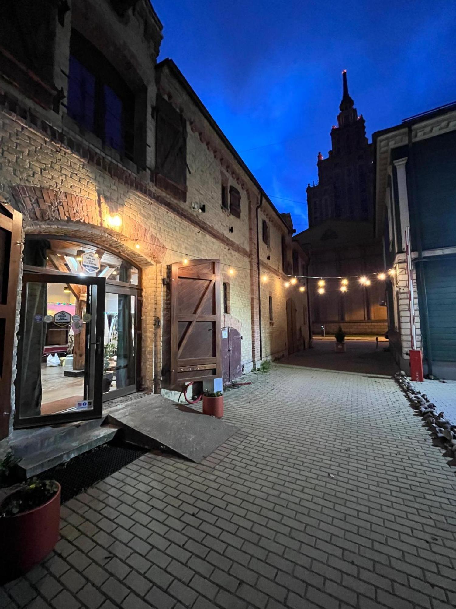 Urban Van Glamping Riga Extérieur photo